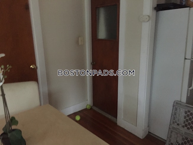 Boston - $1,895 /mo