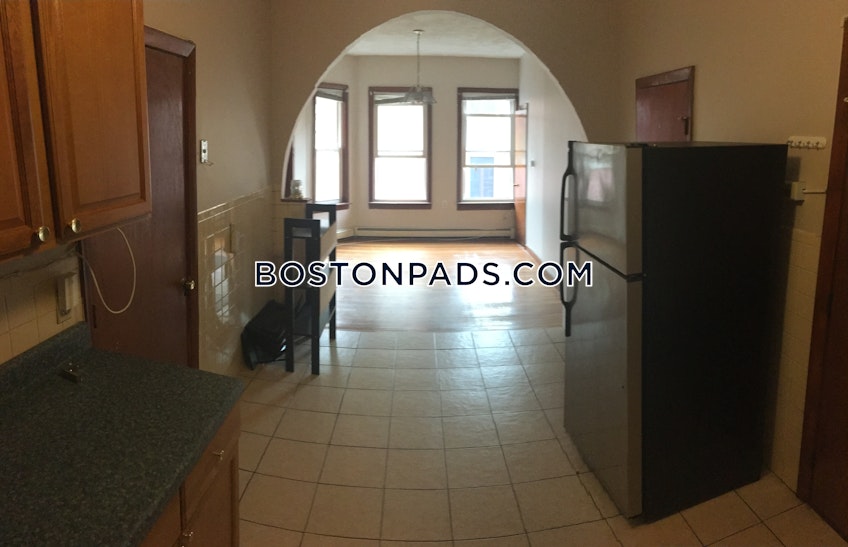 Boston - $2,000 /month