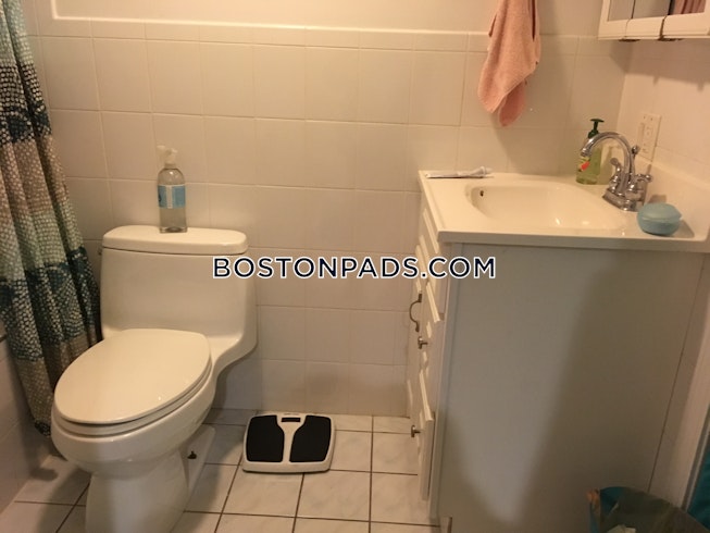 Boston - $4,495 /mo