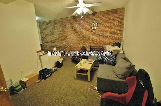 Boston - $5,000 /mo