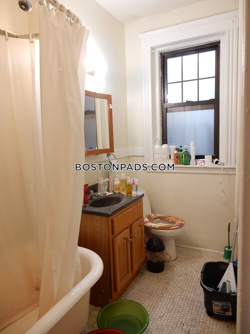 Boston - $3,200 /month