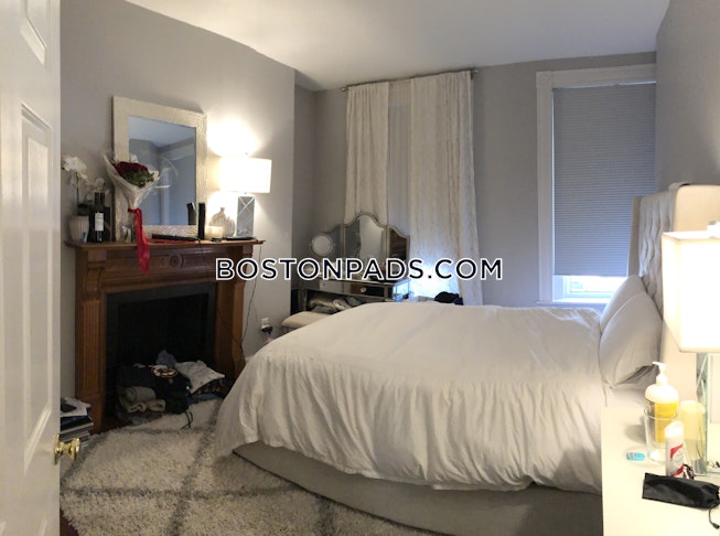 Boston - $3,100 /mo