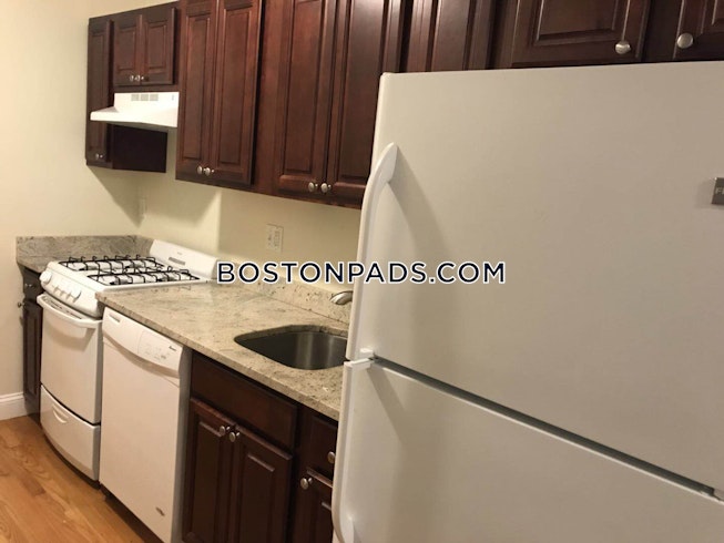 Boston - $5,150 /mo