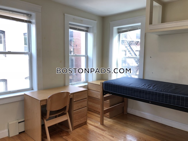 Boston - $5,150 /mo