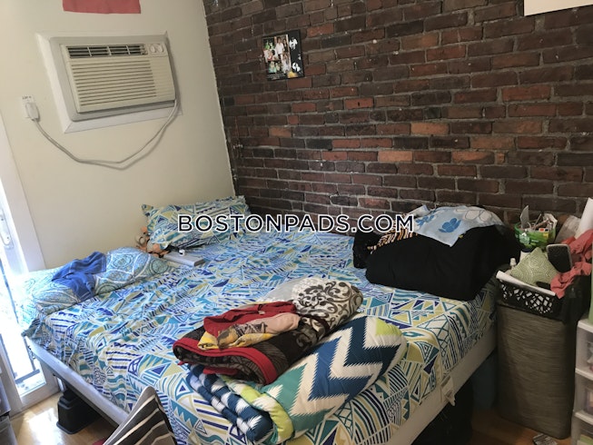 Boston - $2,350 /mo