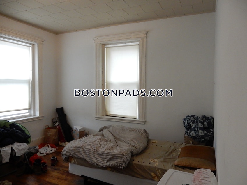 Boston - $3,200 /month