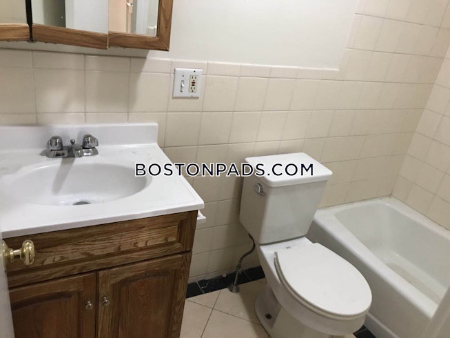 Boston - $2,250 /mo