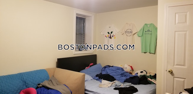 Boston - $5,100 /mo