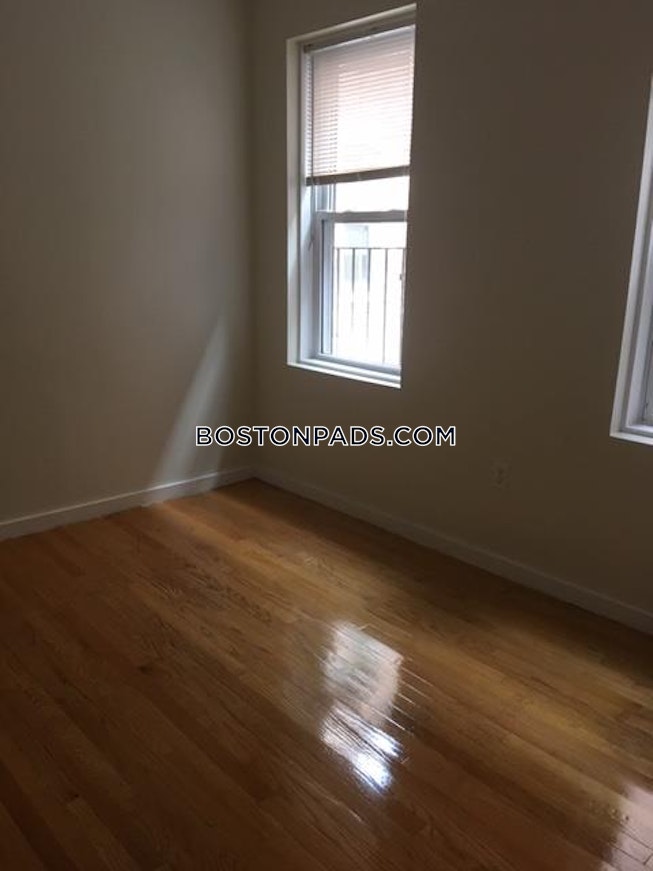 Boston - $3,200 /mo