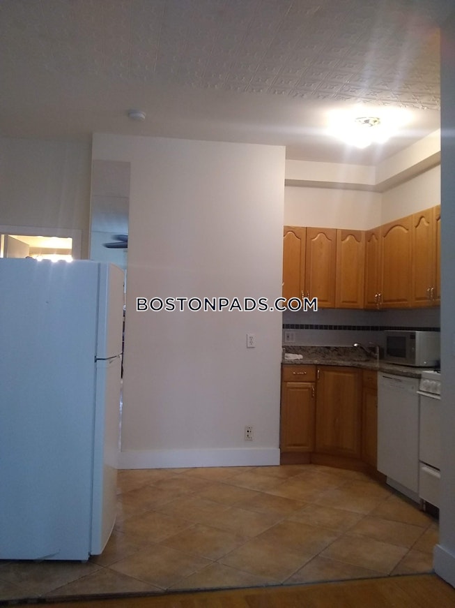 Boston - $2,250 /mo