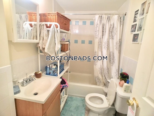 Roxbury Crossing - $2,700 /mo