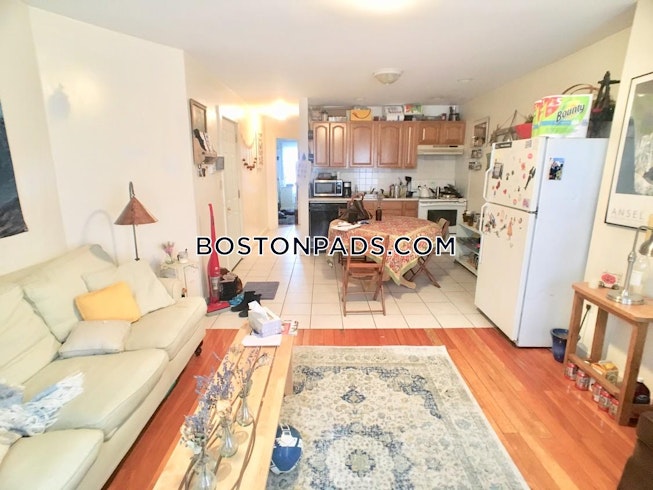 Roxbury Crossing - $2,700 /mo