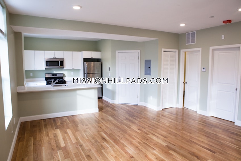 Boston - $3,400 /month