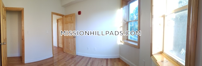 Boston - $3,500 /mo