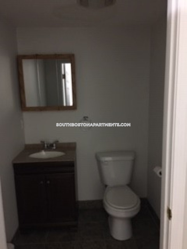 Boston - $3,700 /mo