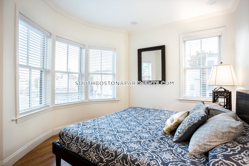 Boston - $2,150 /month