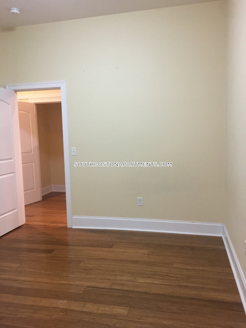 Boston - $3,100 /month