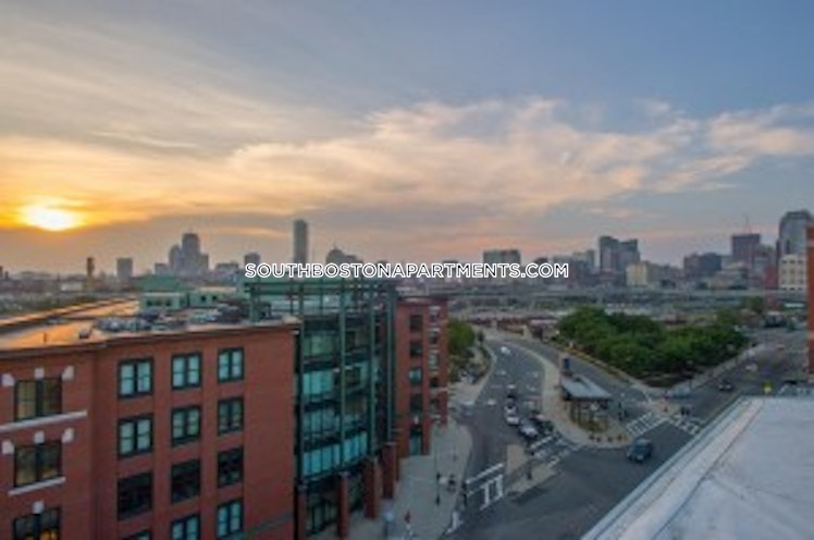 West Broadway, Boston