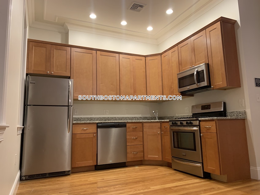 Boston - $4,200 /month