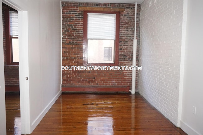 Boston - $3,400 /mo