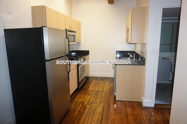 Boston - $3,400 /mo