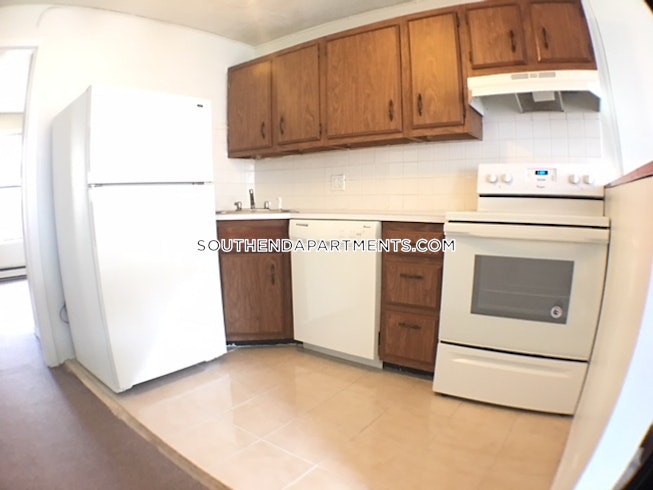 Boston - $2,150 /mo