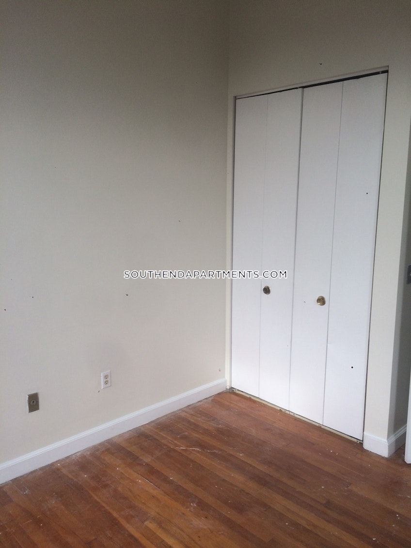 Boston - $3,350 /month