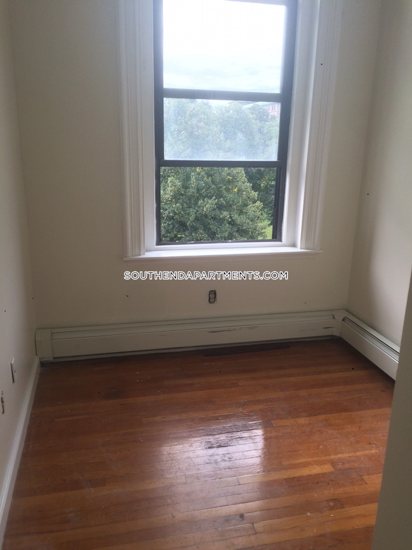 Boston - $3,350 /month