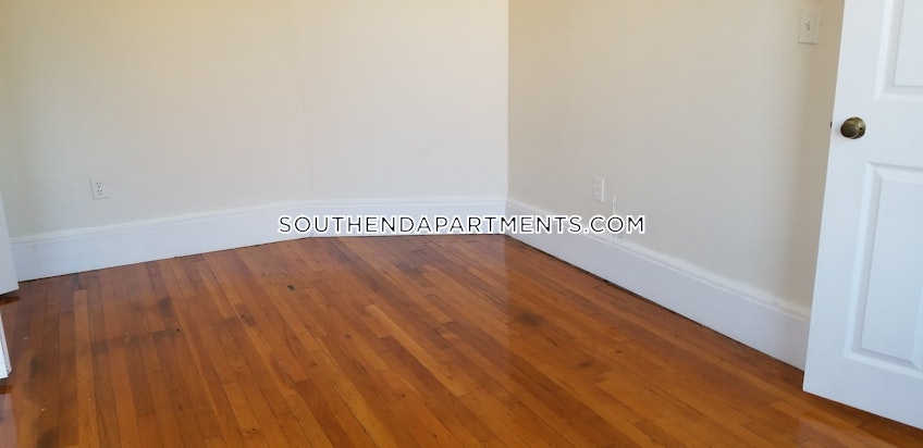 Boston - $3,350 /month