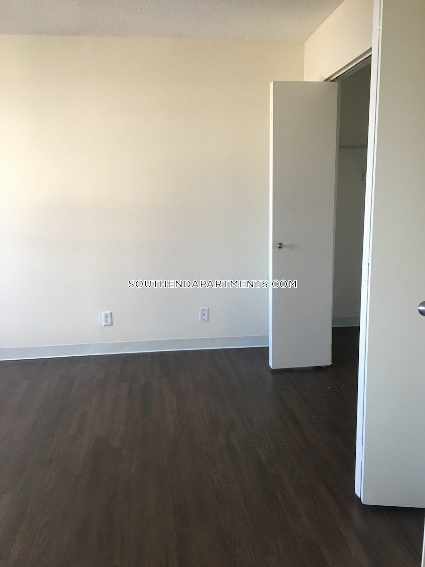 Boston - $3,310 /month