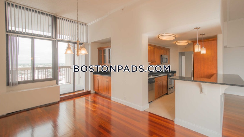 Boston - $3,220 /month