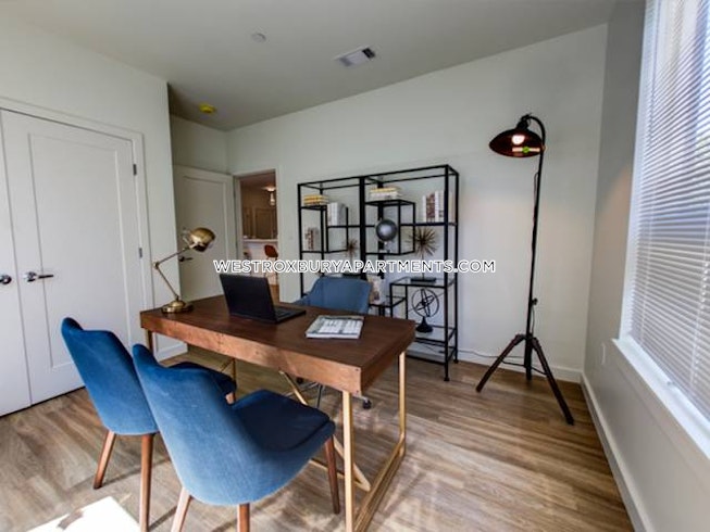 Boston - $11,159 /mo