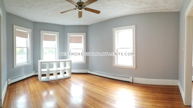 Boston - $2,400 /mo