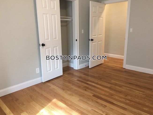 Boston - $2,500 /mo