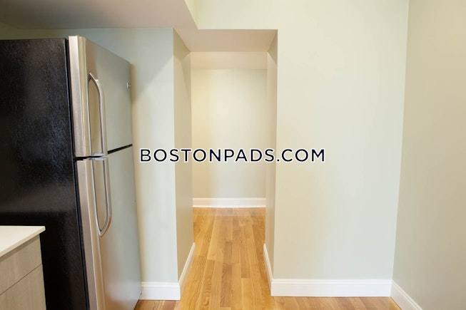 Boston - $2,200 /mo