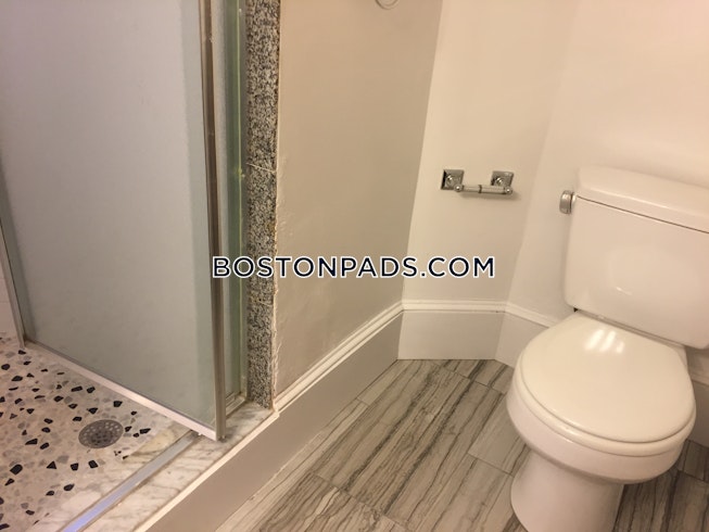 Boston - $4,500 /mo