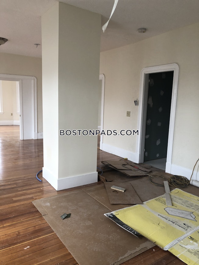 Brockton - $1,800 /mo