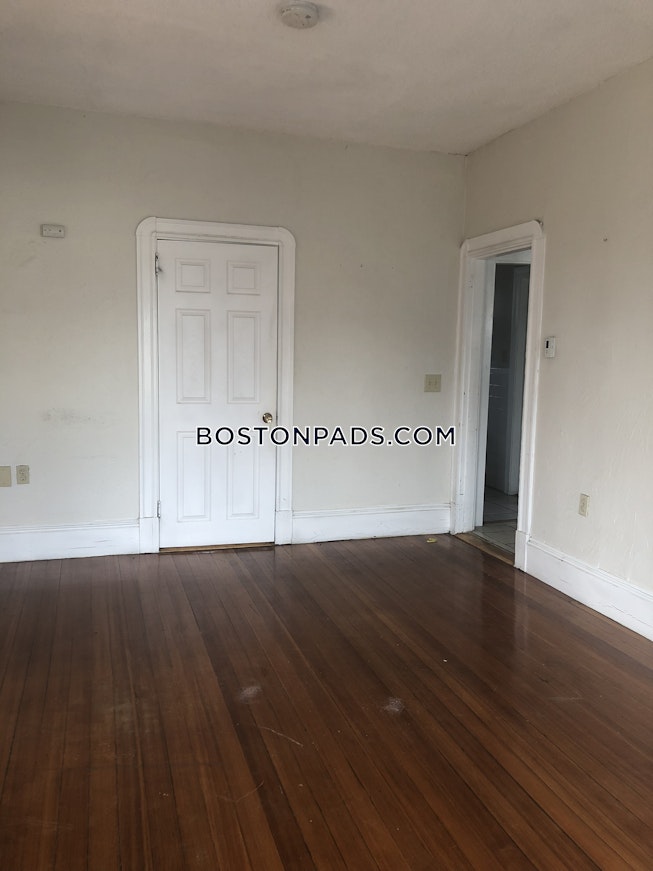 Brockton - $1,800 /mo