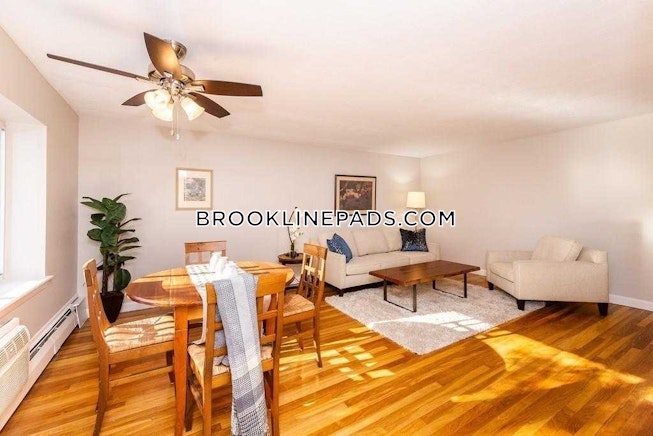 Brookline - $2,750 /mo