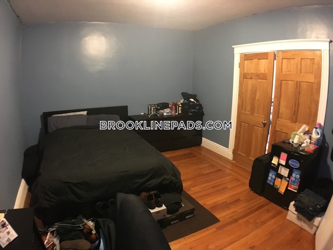 Brookline - $3,400 /mo