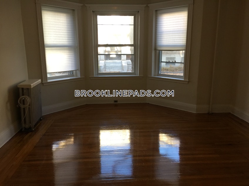 Brookline - $6,100 /month