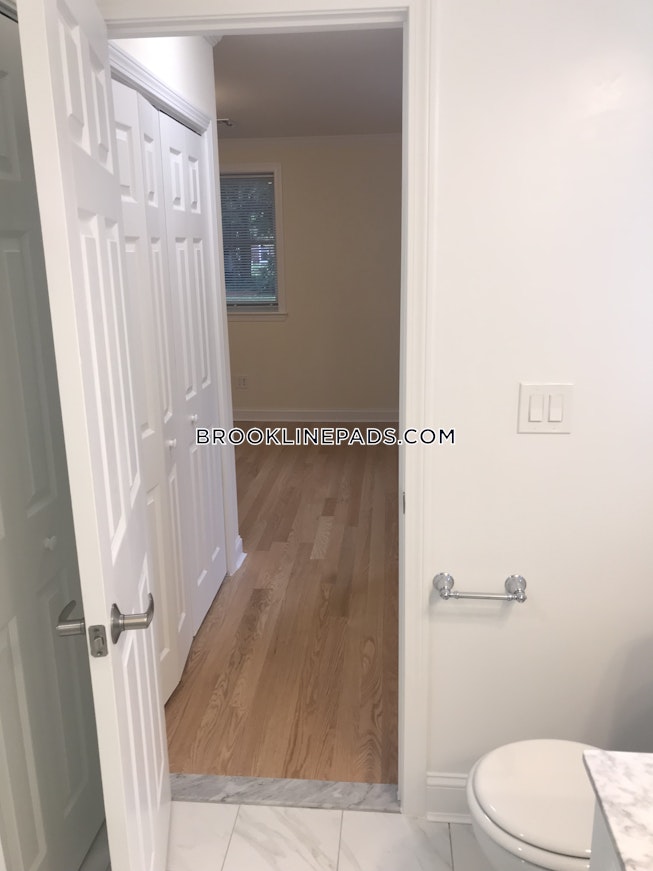 Brookline - $4,995 /mo