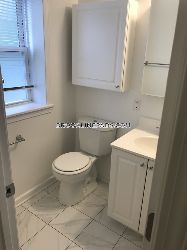 Brookline - $4,995 /mo