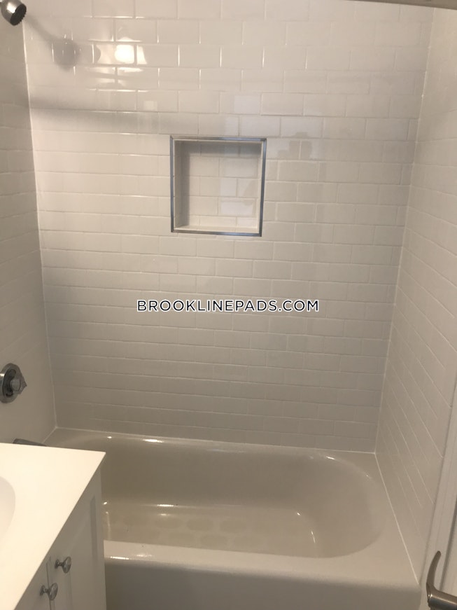 Brookline - $4,995 /mo