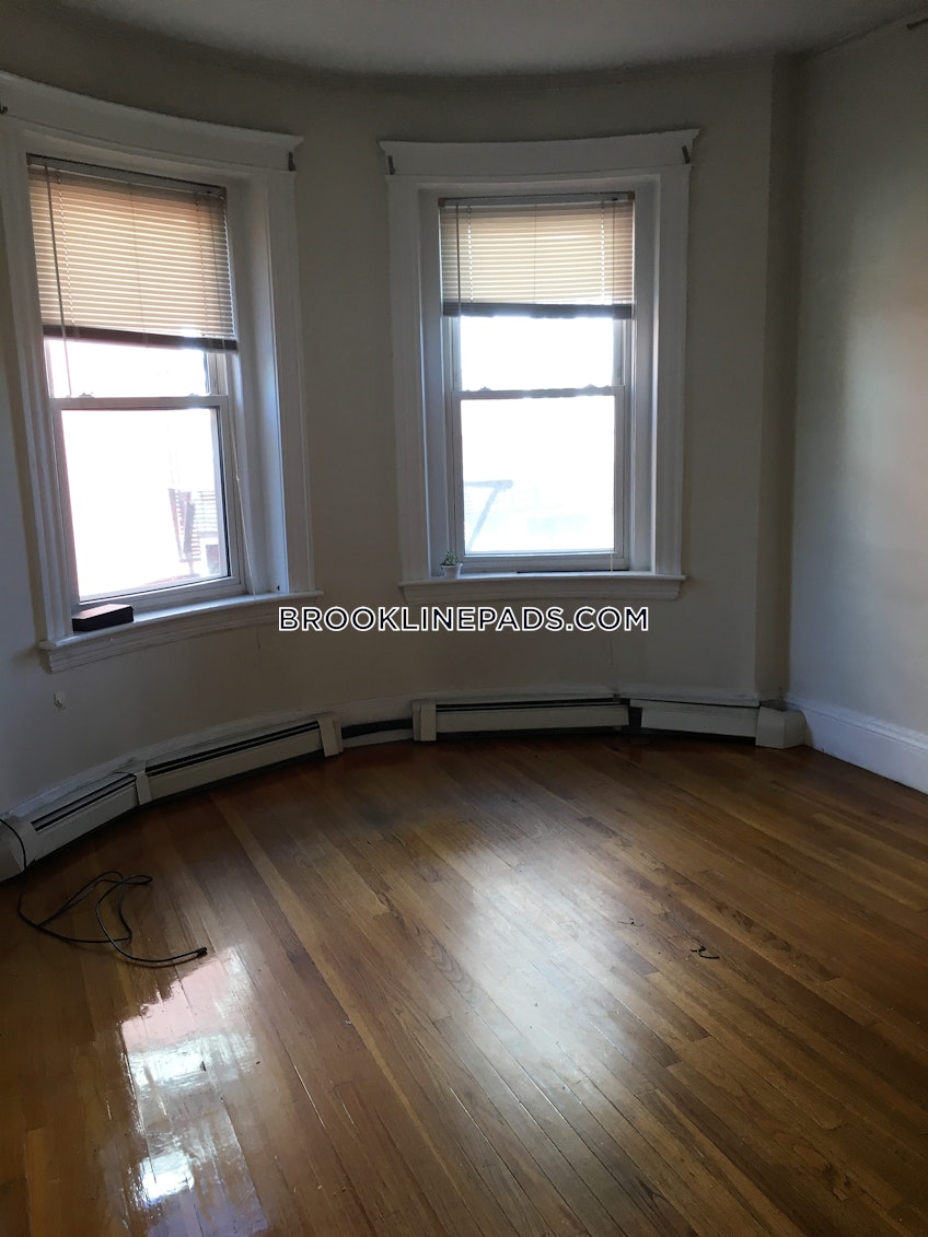 Brookline - $2,150 /month