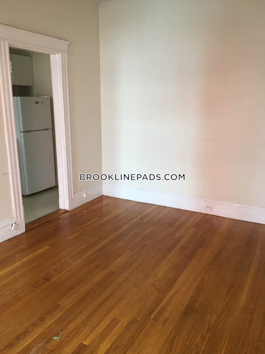 Brookline - $2,150 /month