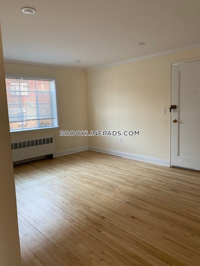 Brookline - $3,170 /mo