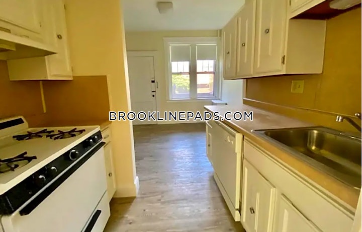 brookline-apartment-for-rent-2-bedrooms-1-bath-coolidge-corner-3600-4298440 