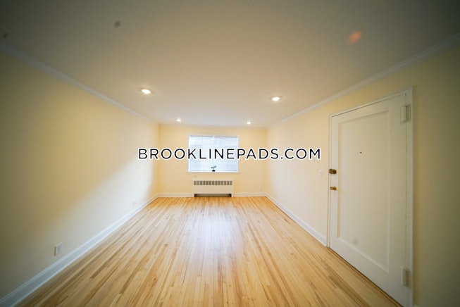 Brookline - $2,395 /mo