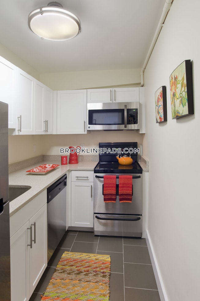 Brookline - $2,555 /mo